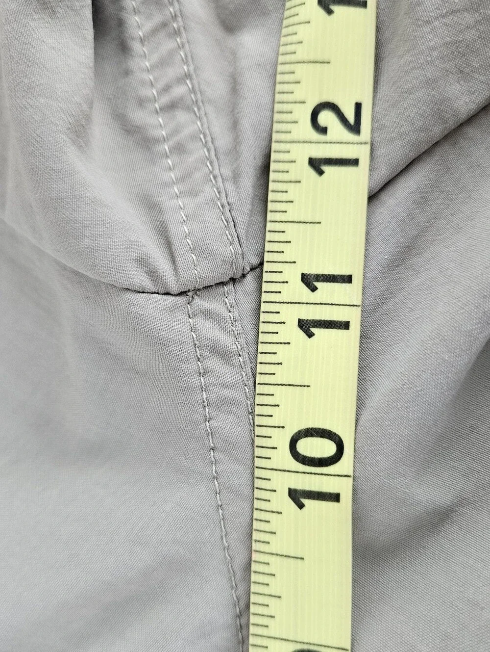 Columbia XL Khaki Shorts